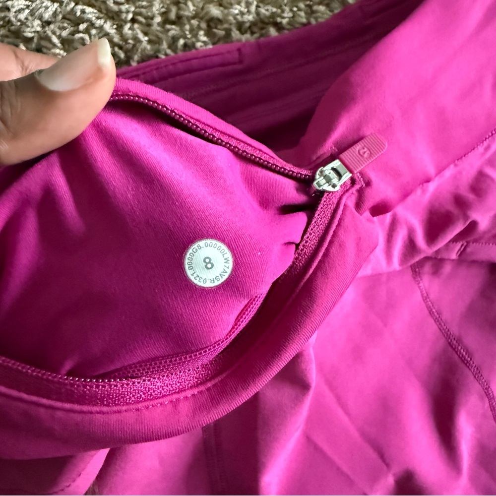 Lululemon Speed Up Shorts Low Rise 2.5” Ripened Raspberry Size 8 - Picture 4 of 4